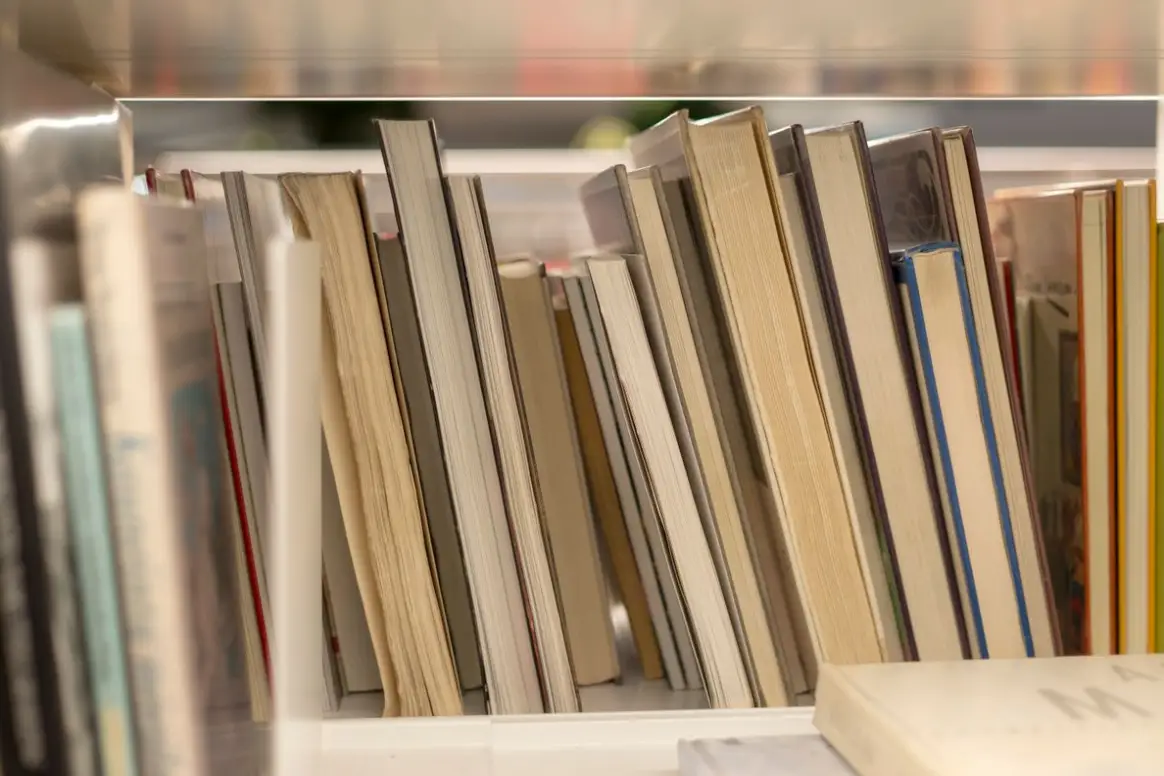 Handing the month to your bookkeeper